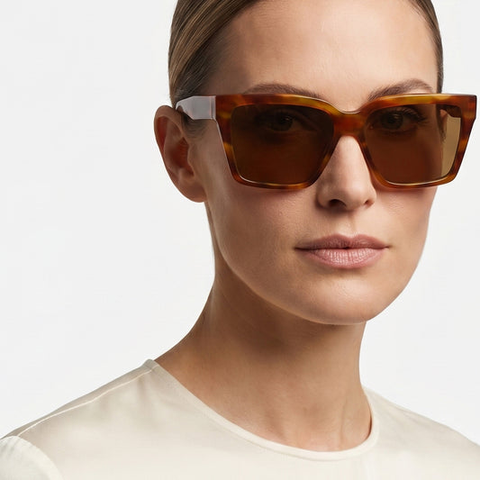 Victoria Beckham VB672S · Acetato marrón carey · 57 mm