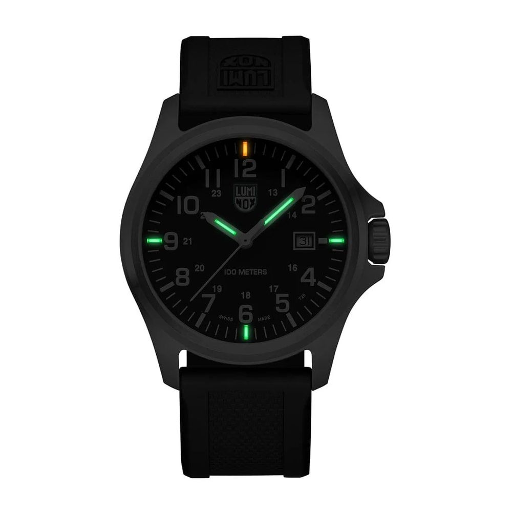 Luminox X2.2501 Patagonia Steel · Acero y correa negra · 43 mm