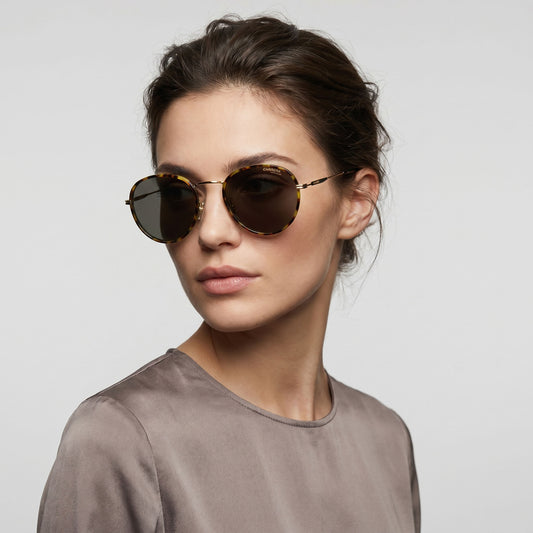 Carrera 151/S · Acetato y metal havana/dorado · Lente marrón degradado · 52 mm