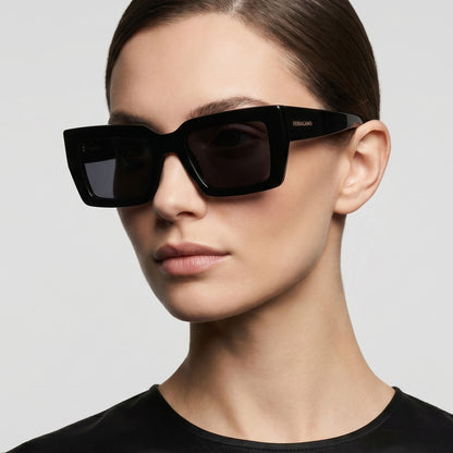 Ferragamo SF1108S 001 · Acetato negro · 54 mm